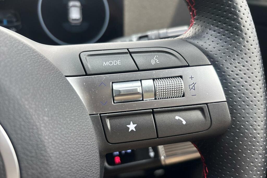 Hyundai Kona Hatchback Grey #25