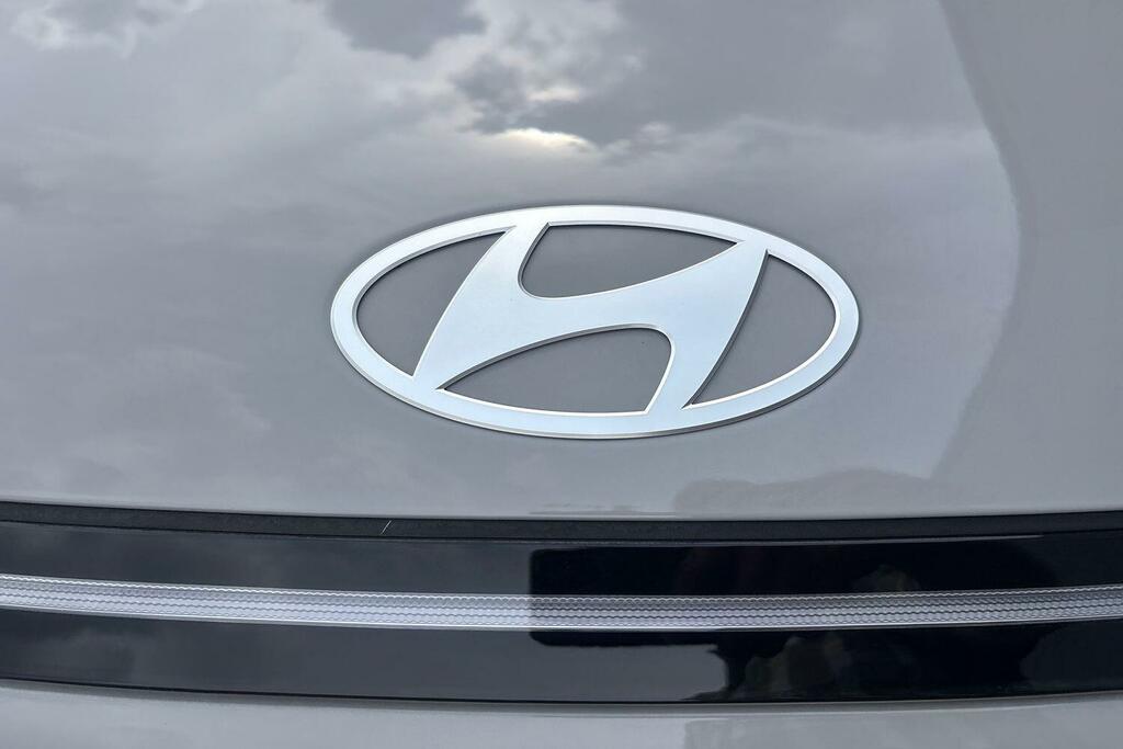 Hyundai Kona Hatchback Grey #47