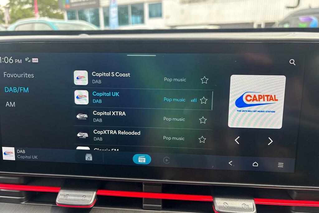 Hyundai Kona Hatchback Grey #32
