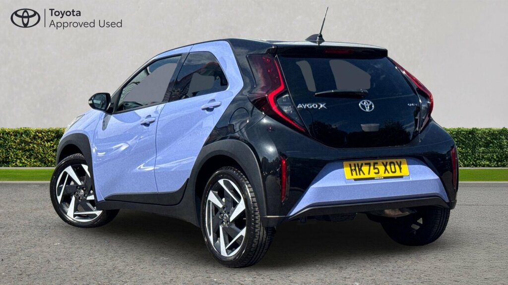 Toyota Aygo X 1.5H 49Kwh Design Cvt Euro 6 Ss HK75XOY #4