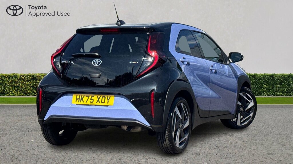 Toyota Aygo X 1.5H 49Kwh Design Cvt Euro 6 Ss HK75XOY #2