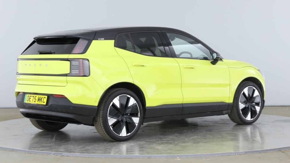 Volvo EX30 Ultra, Twin Motor Performance, Yellow #3
