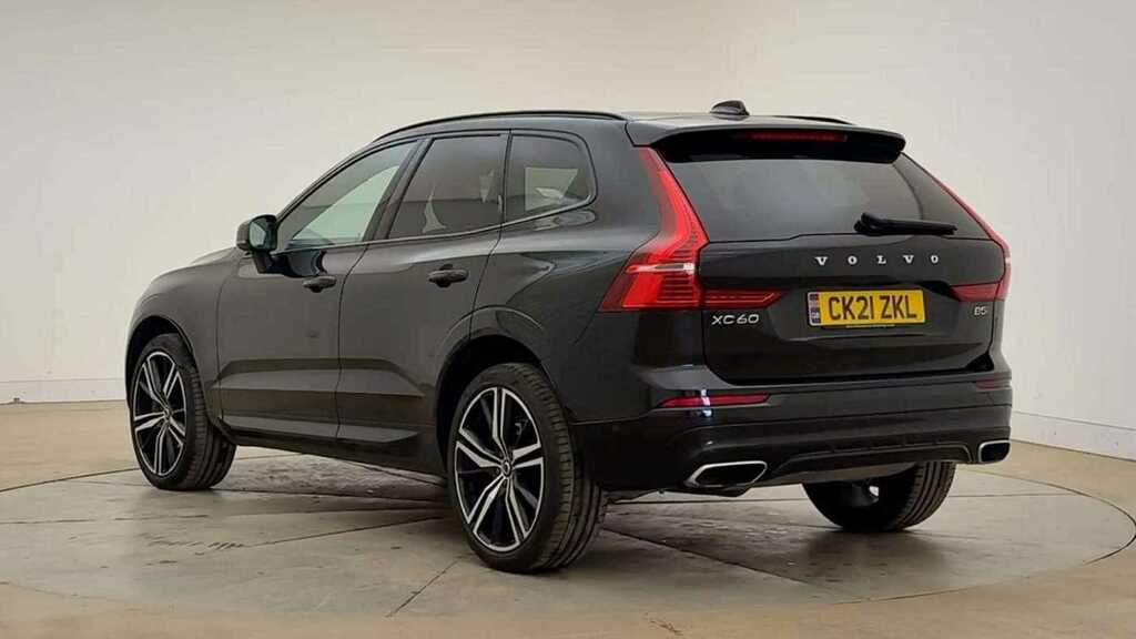 Volvo XC60 R-design, B5 Awd Mild Hybrid Black #3