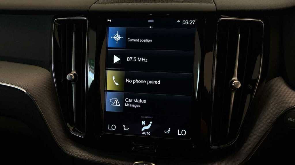 Volvo XC60 2L R-design Grey #10