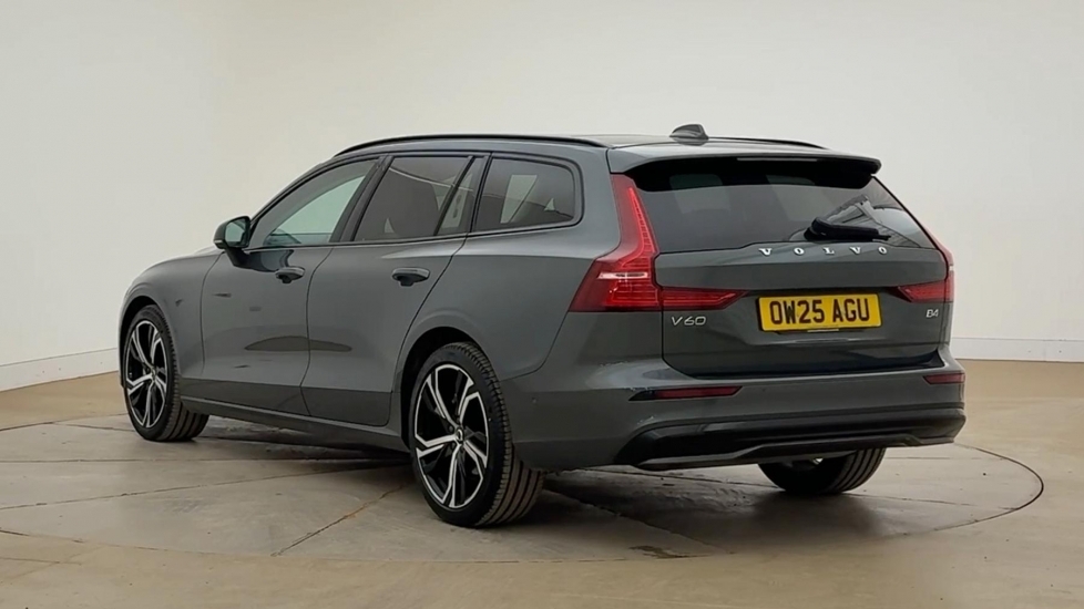 Volvo V60 Ultra, B4 Mild Hybrid, Dark  #5