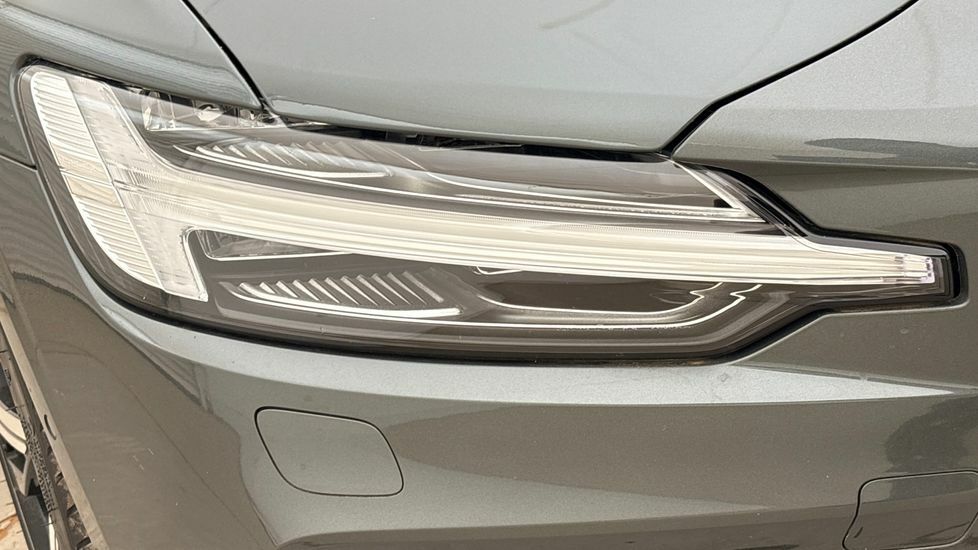 Volvo V60 2.0 B4p Plus Dark 7 Speed Grey #22