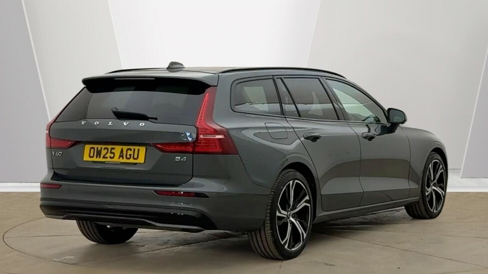 Volvo V60 Ultra, B4 Mild Hybrid, Dark  #3