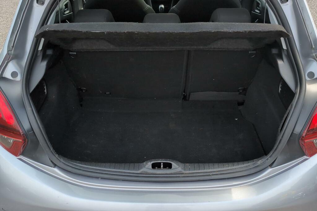 Peugeot 208 208 Tech Edition Ss Grey #20