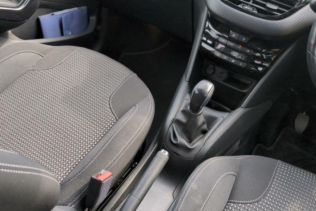 Peugeot 208 208 Tech Edition Ss Grey #17