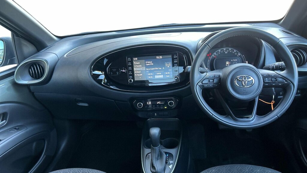 Toyota Aygo X 1.0 Vvt-i Edge X-shift Euro 6 Ss HF73YWS Green #6