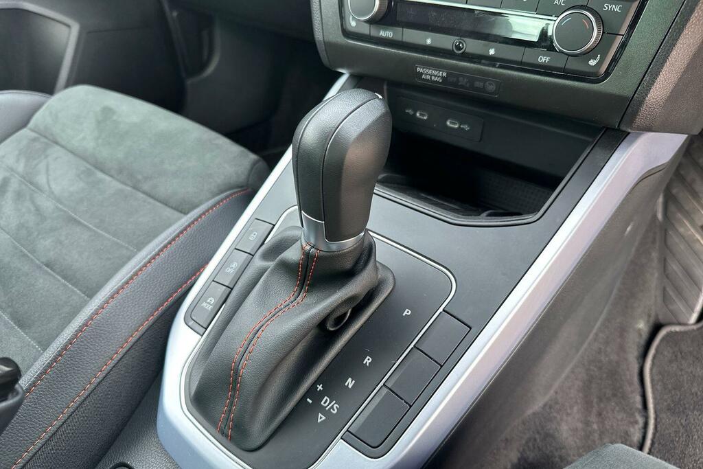 Seat Arona 1.0 Tsi 115 Se Technology Dsg Grey #40