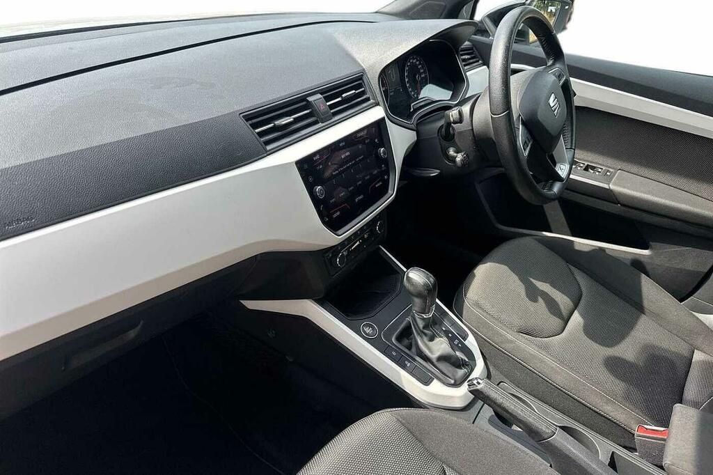 Seat Arona 1.0 Tsi 115 Xcellence Dsg White #2
