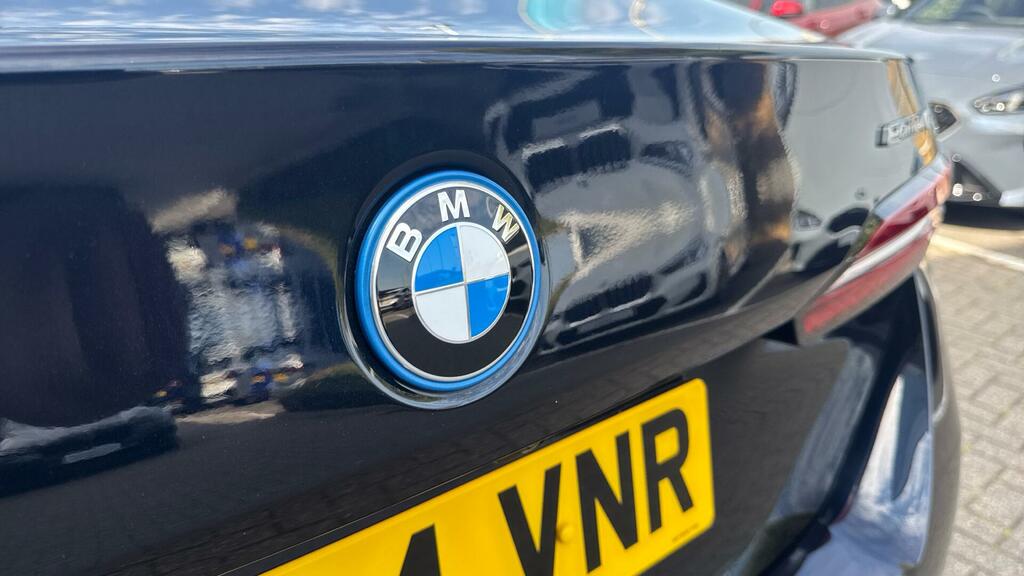 BMW i5 40 83.9Kwh M Sport Edrive Grey #24