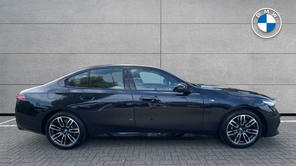 BMW i5 40 83.9Kwh M Sport Edrive Grey #2