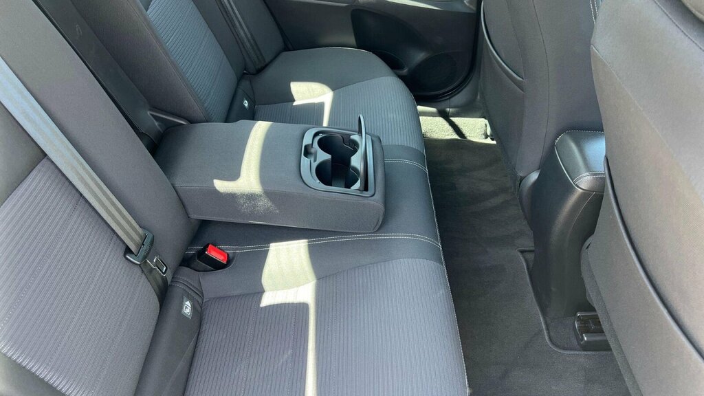 Toyota Avensis Active D-4d Grey #41