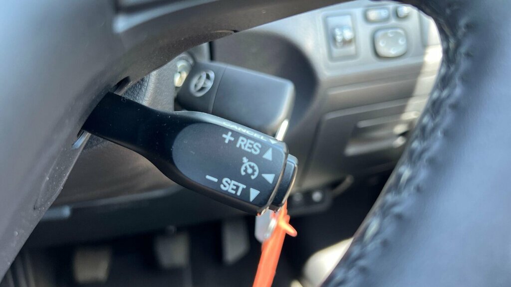Toyota Avensis Active D-4d Grey #37