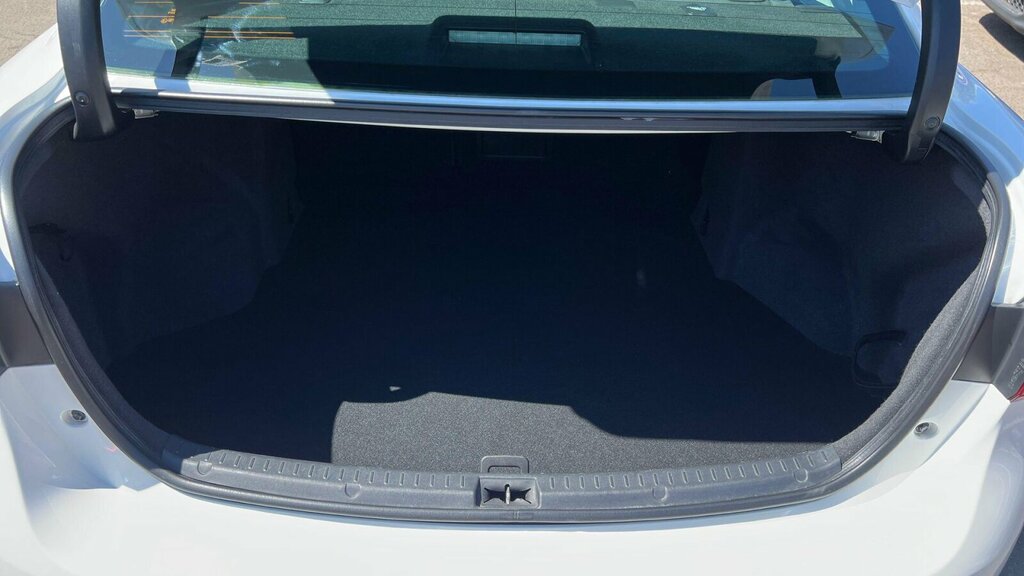 Toyota Avensis Active D-4d Grey #13