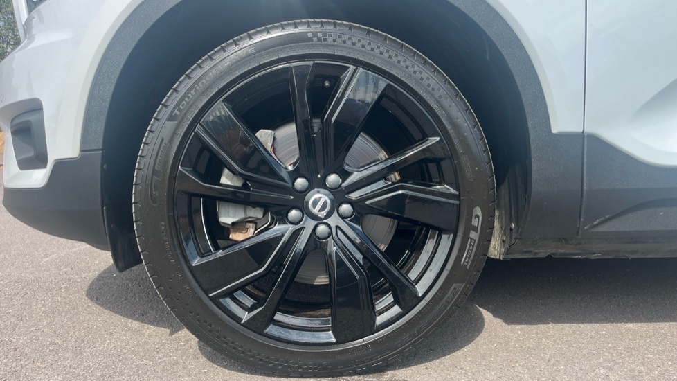 Volvo XC40 2.0 B5p R Design Pro Awd Black #9