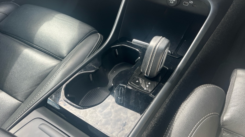 Volvo XC40 2.0 B5p R Design Pro Awd Black #23