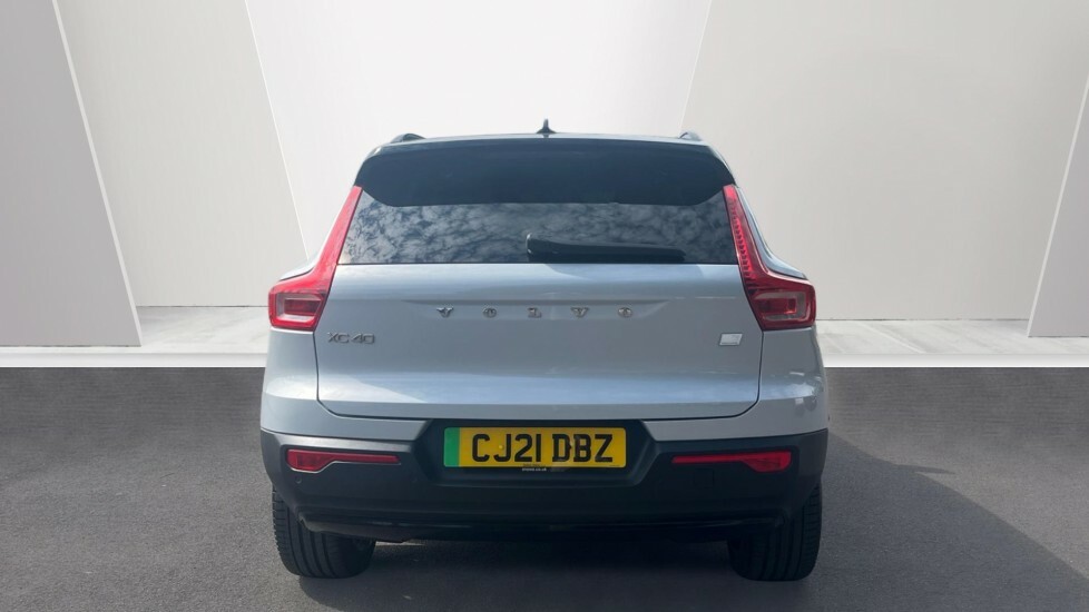 Volvo XC40 2.0 B5p R Design Pro Awd Black #7