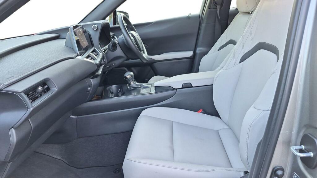 Lexus UX 2.0 250H F Sport Design Suv Hybrid E-cv Silver #5