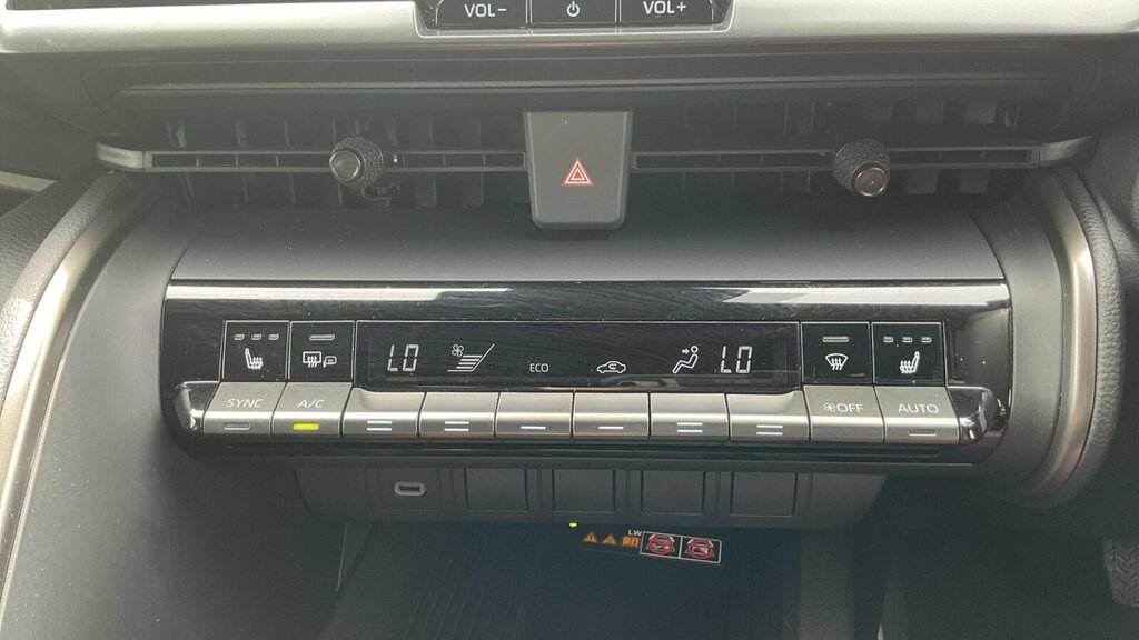 Toyota C-Hr Hatchback White #36