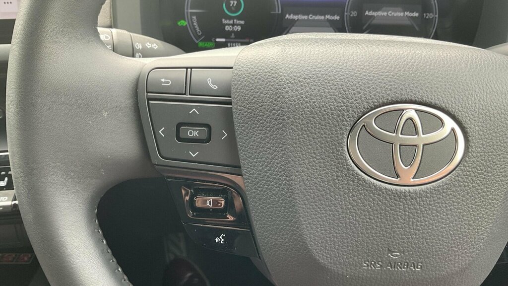 Toyota C-Hr Hatchback White #32