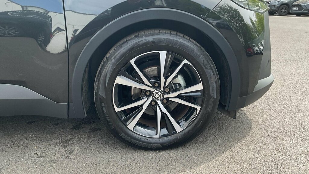 Toyota C-Hr Hatchback White #25