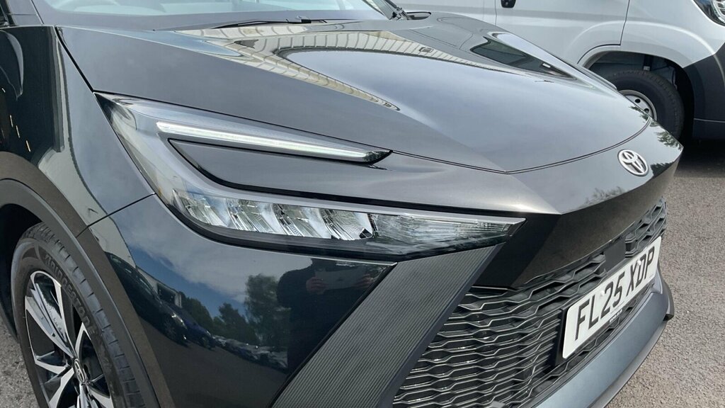 Toyota C-Hr Hatchback White #20