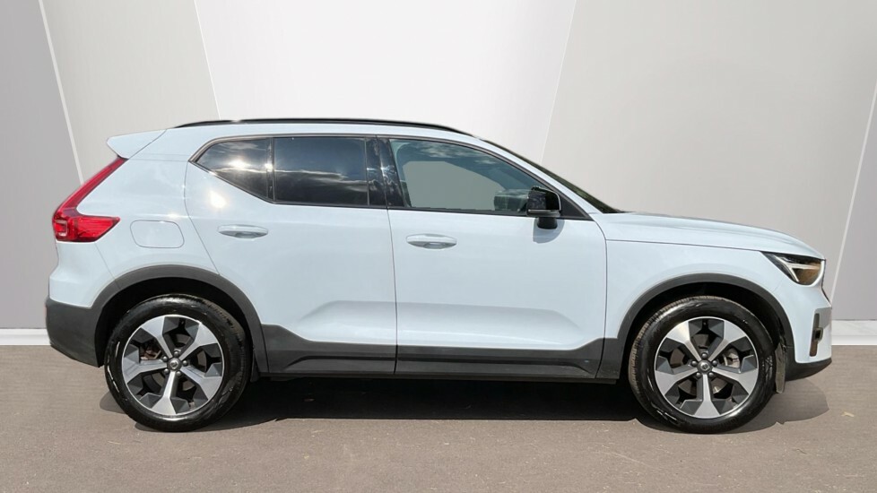 Volvo XC40 Plus, B3 Mild Hybrid, Dark Blue #3
