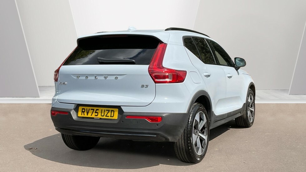 Volvo XC40 Plus, B3 Mild Hybrid, Dark Blue #2