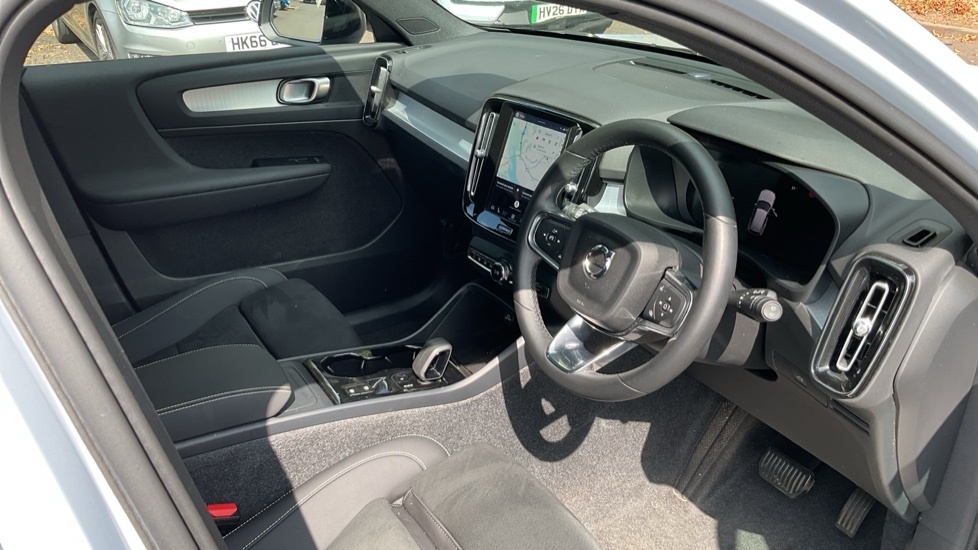 Volvo XC40 Plus, B3 Mild Hybrid, Dark Blue #4