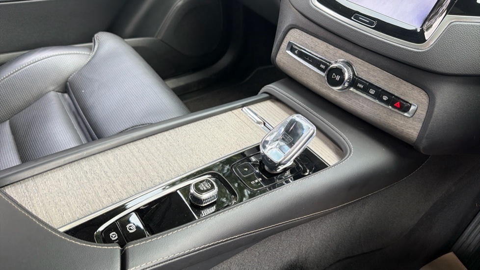 Volvo XC90 Xc90 B5 Mhev Awd Grey #26