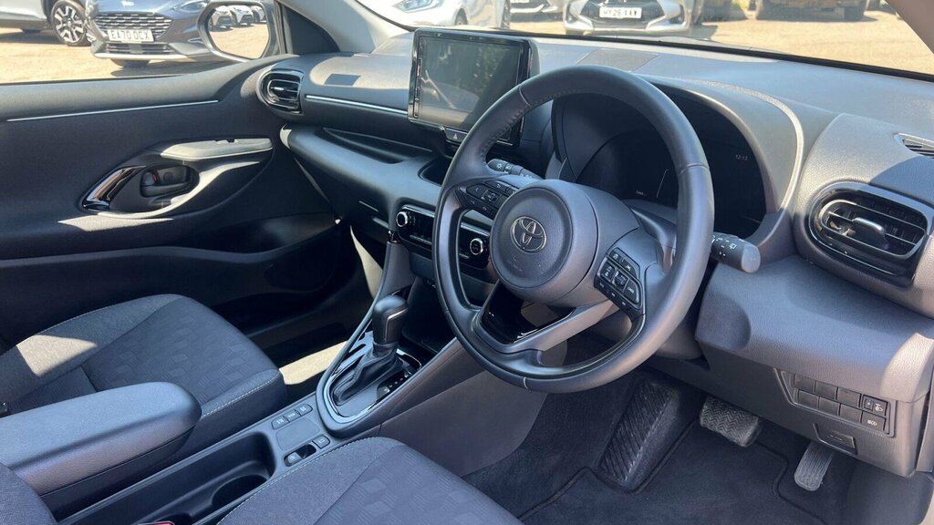 Toyota Yaris Yaris Excel Silver #12