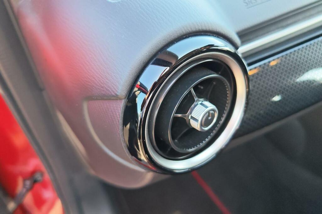 Mazda 2 1.5 Skyactiv-g Sport Nav Euro 6 Ss Red #44