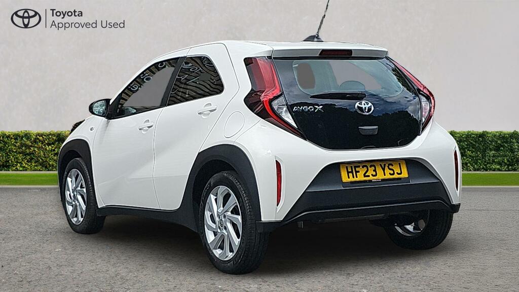 Toyota Aygo X 1.0 Vvt-i Pure Euro 6 Ss White #4