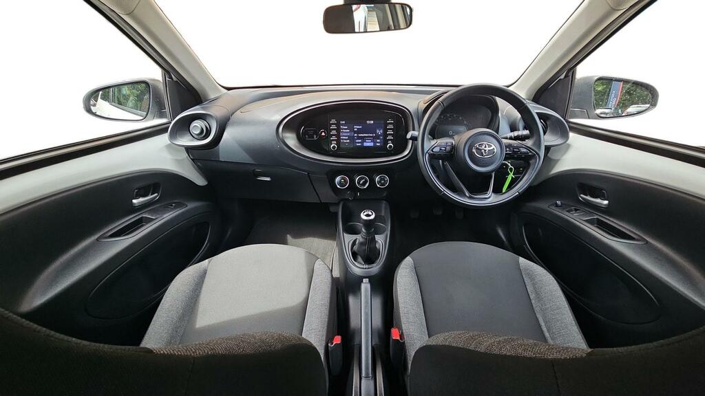 Toyota Aygo X 1.0 Vvt-i Pure Euro 6 Ss White #6
