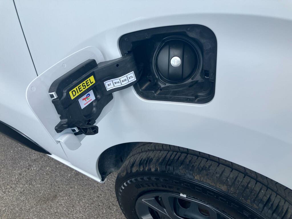 Vauxhall Vivaro 2.0 Turbo D 145 Pro H1 Van Grey #20