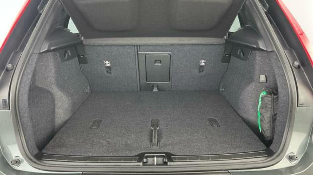 Volvo XC40 2.0 B3p Ultra Dark Black #5
