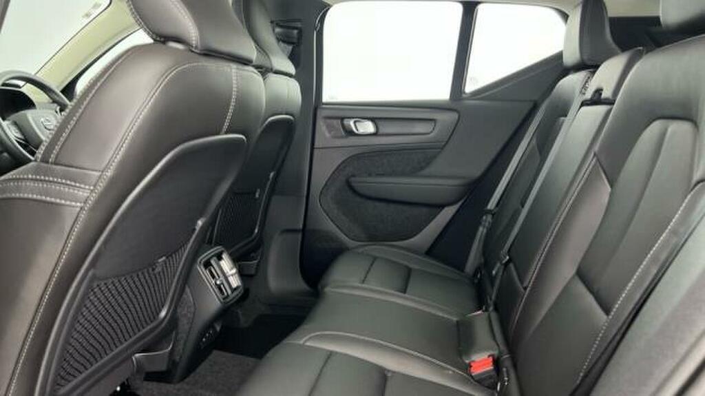Volvo XC40 2.0 B3p Ultra Dark Black #10