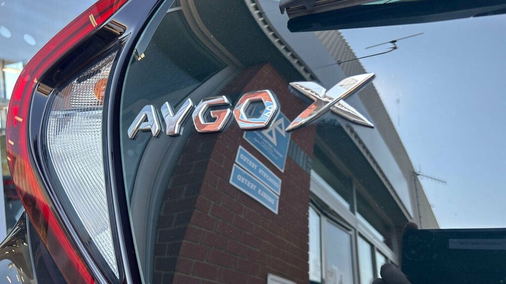 Toyota Aygo X Edge Green #28