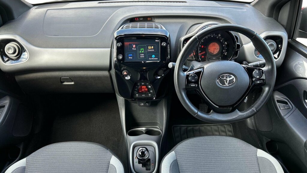 Toyota Aygo 1.0 Vvt-i X-trend X-shift Euro 6 Safety Sense Grey #6