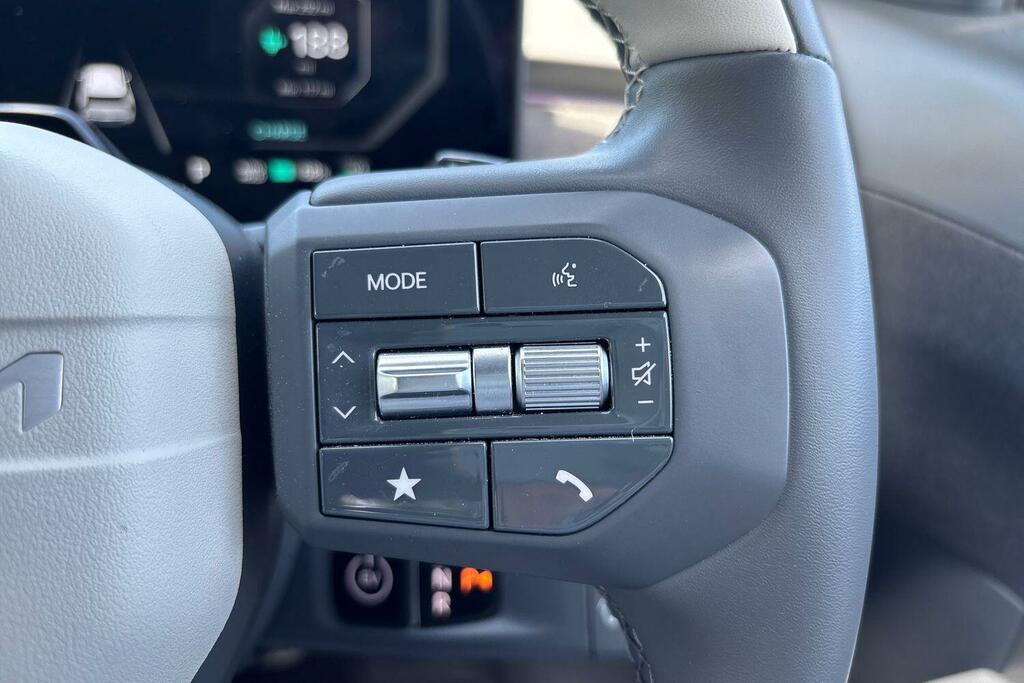 Kia EV3 148Kw Air 81.4Kwh Estate SB26EKW Black #24