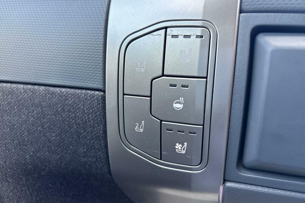 Kia EV3 148Kw Air 81.4Kwh Estate SB26EKW Black #26