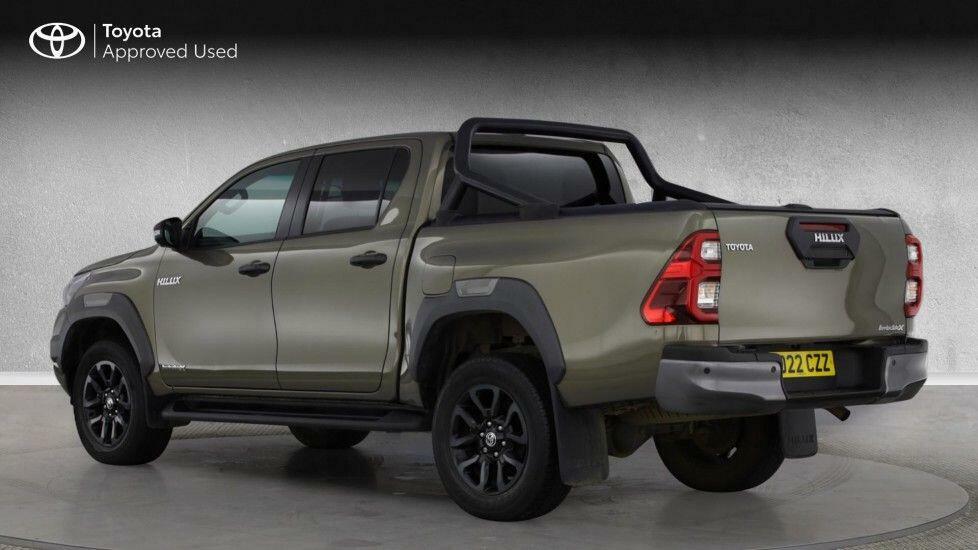 Toyota HILUX 2.8 D-4d Invincible X 4Wd Euro 6 Ss Brown #4