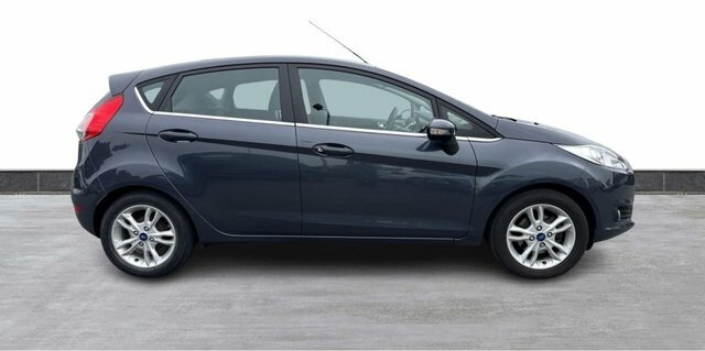 Ford Fiesta 2015 1.25 Zetec Hatchback Euro 5 EK15RXO Grey #4