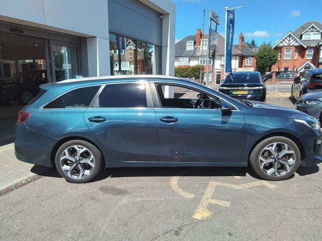Kia Ceed 2018 1.6 Crdi 3 Sportswagon Euro Blue #4