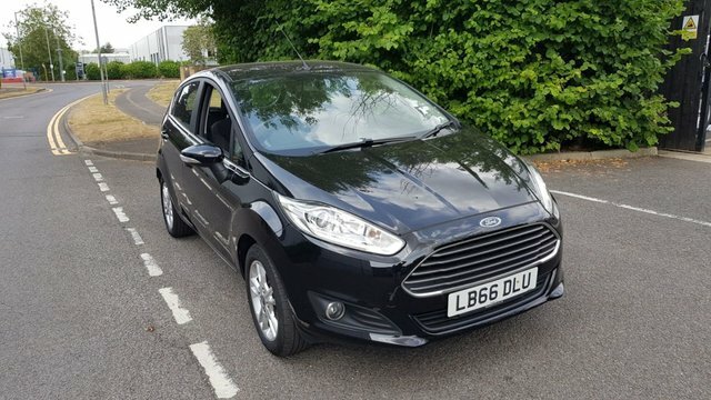 Ford Fiesta 2016 1.25 Zetec Hatchback Euro 6 Black #2