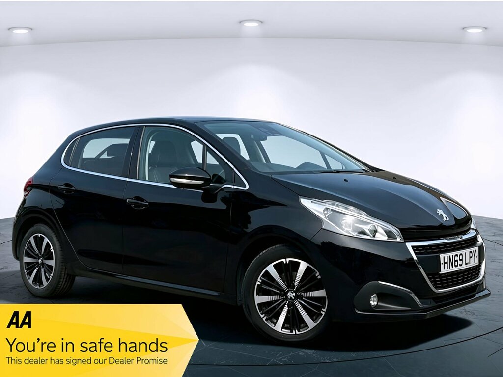 Peugeot 208 1.2 Puretech Tech Edition Euro 6 Ss Black