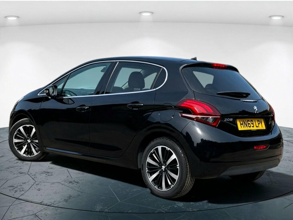 Peugeot 208 1.2 Puretech Tech Edition Euro 6 Ss Black #5